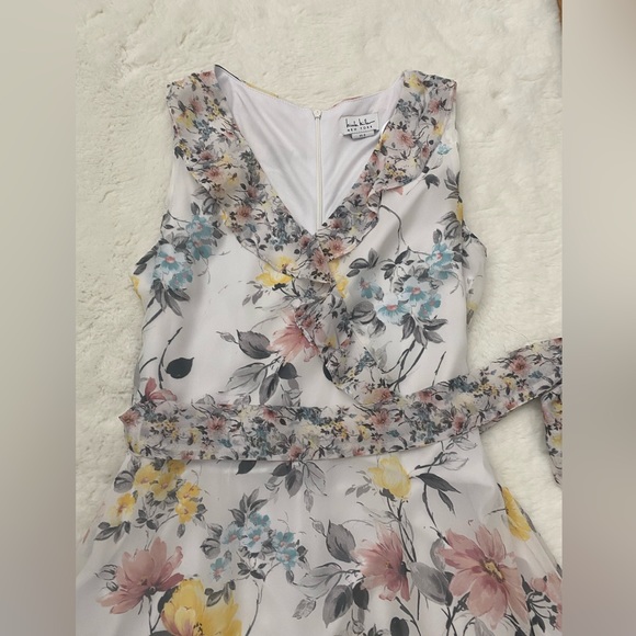 Nicole Miller New York Floral Maxi Dress - Picture 2 of 5